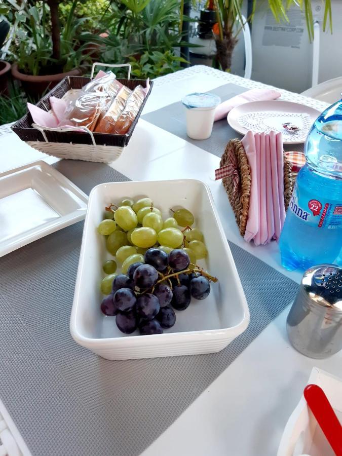 B&B La Delice Dalmine Bagian luar foto